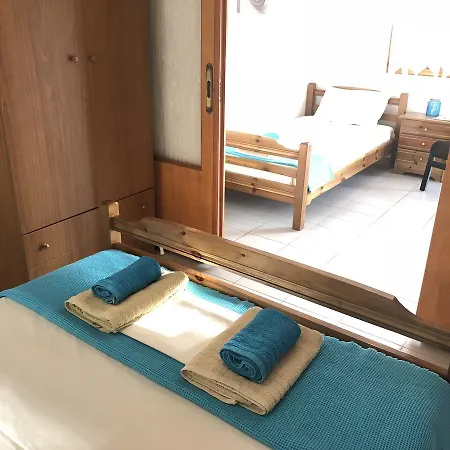 Mari Apartment *